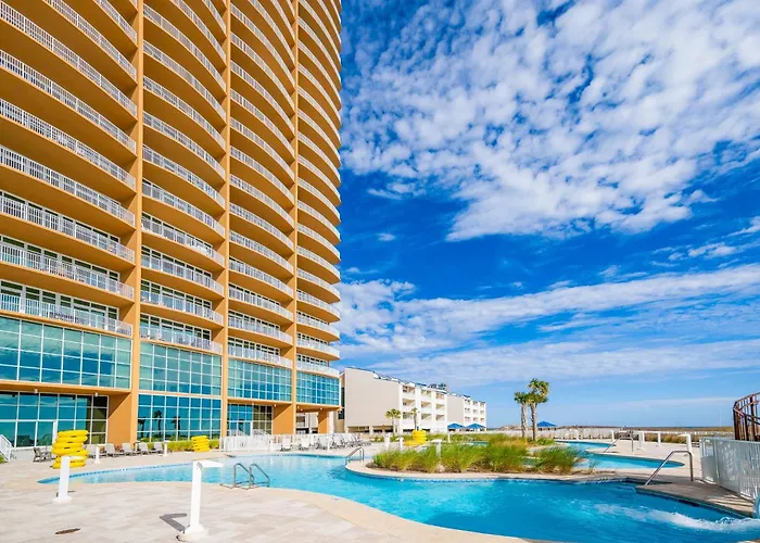 Phoenix Gulf Towers 704 Apartment